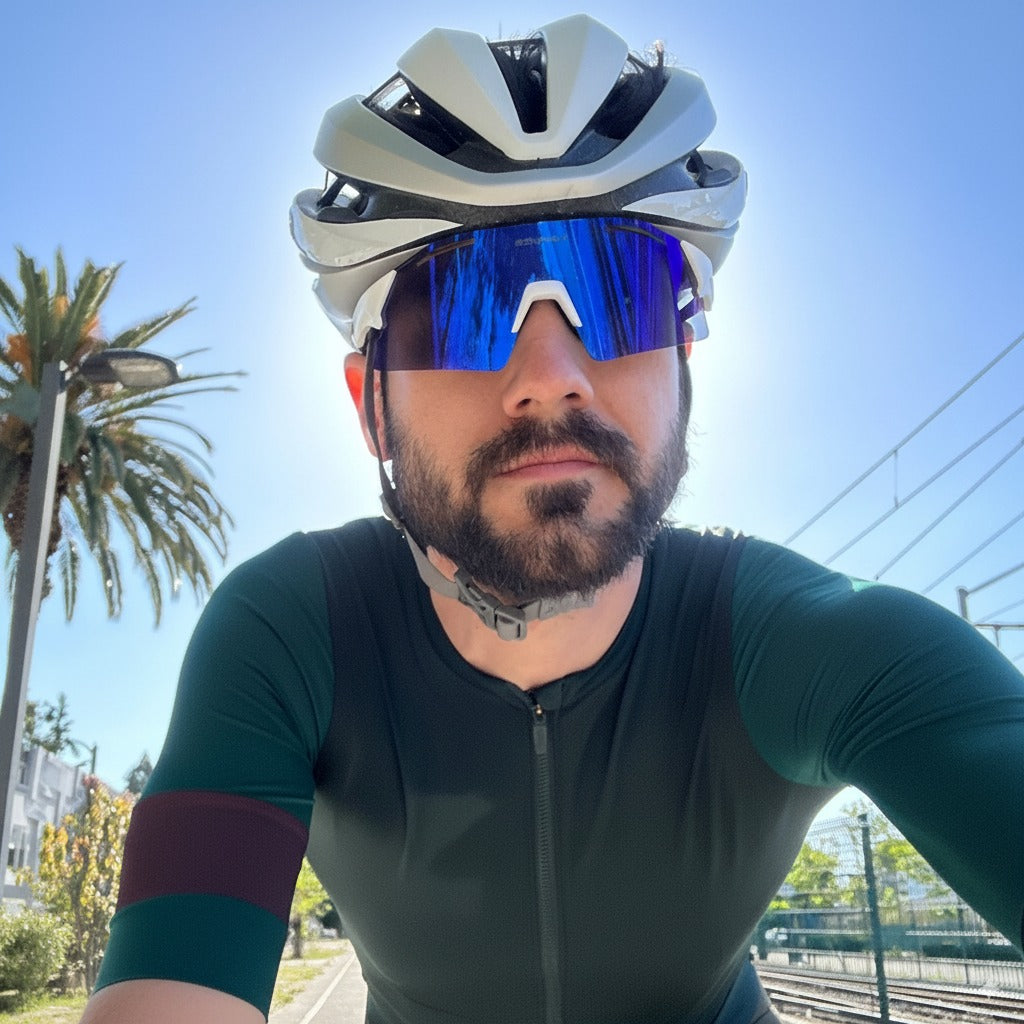 <p><strong>Samuel Smith</strong></p>